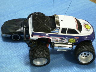 �����X�^�[�ƃi�C�g���C�_�[